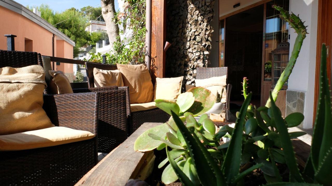Albergo La Pineta Marina dʼMarina dʼAndora Εξωτερικό φωτογραφία